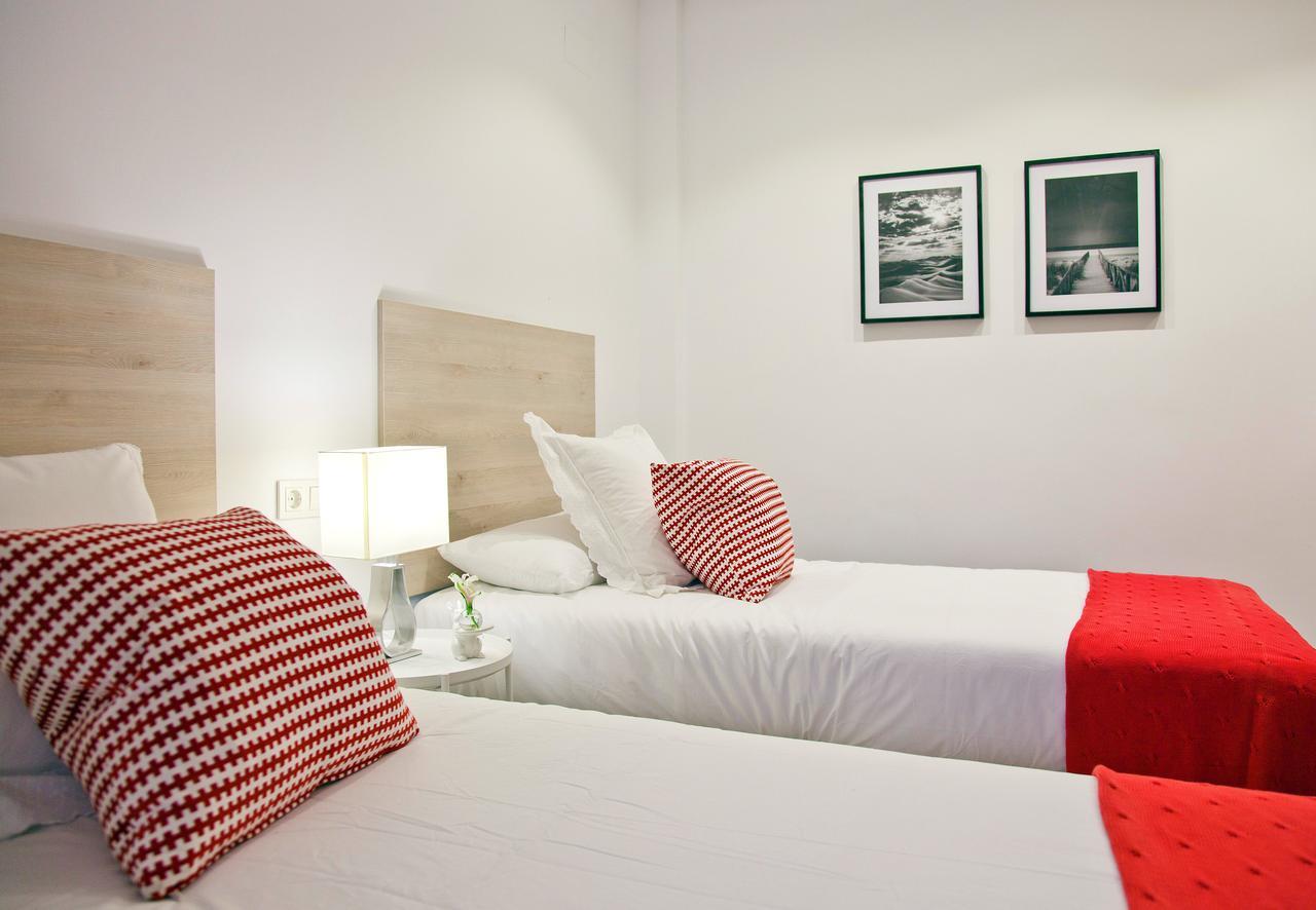 Feelathome Madrid Suites Apartments Extérieur photo