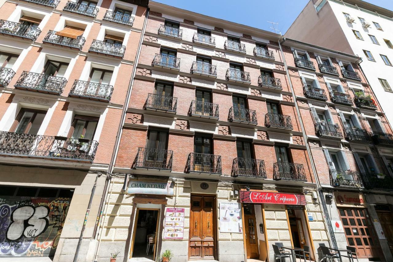 Feelathome Madrid Suites Apartments Extérieur photo